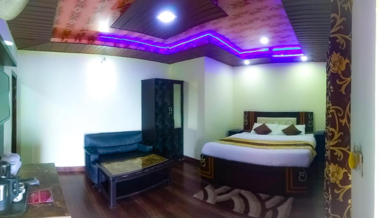 Hotel Himdhara, Dalhousie Exteriör bild